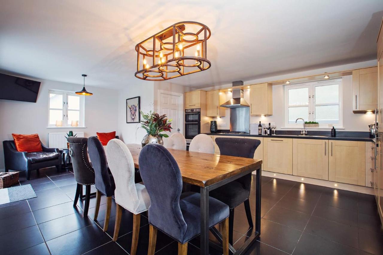 Beautiful 4-Bed Home, Hot Tub & Stunning Views - Abergavenny Exteriér fotografie