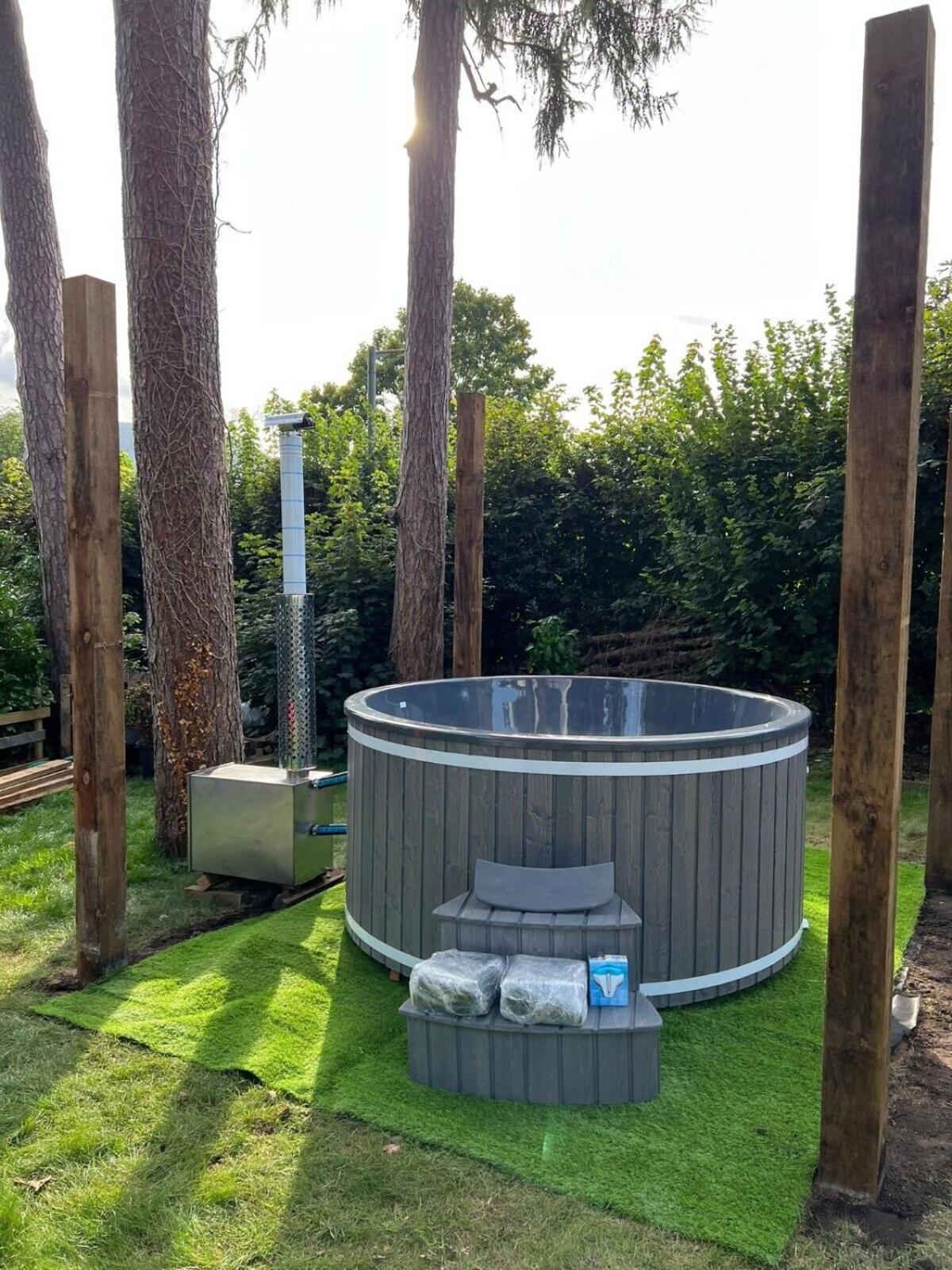 Beautiful 4-Bed Home, Hot Tub & Stunning Views - Abergavenny Exteriér fotografie